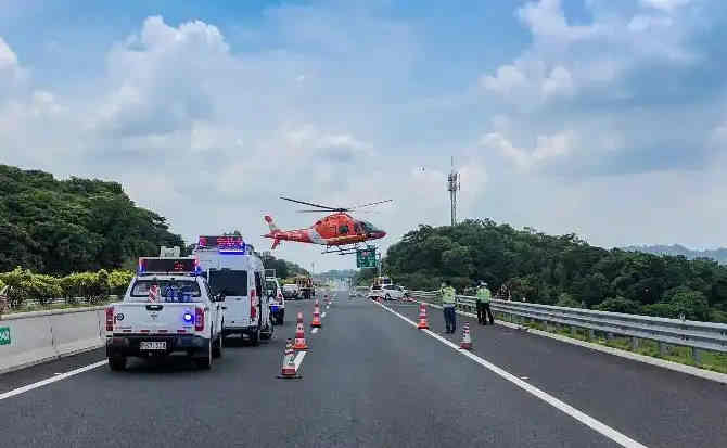 西工区高速公路汽车救援案例